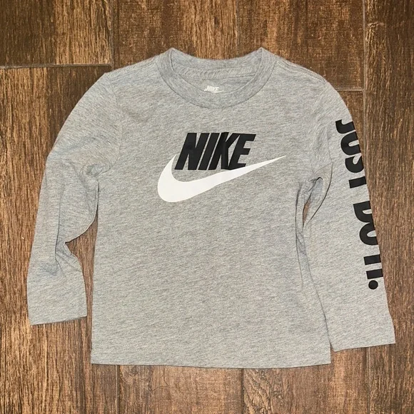Nike Toddler Boys 2T Gray Just Do It Long Sleeve Shirt Logo Tee - Picture 1 of 6